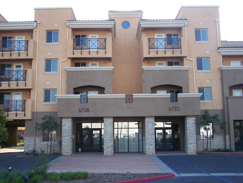 Park View Terrace Apartments, 6728 Clara Street, Bell Gardens, CA